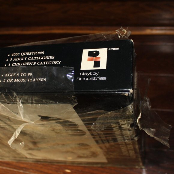 3/$188❤️unused broken seal I.Q.2000 Trans Canada Trivia Playtoy Industries #2080 - Picture 4 of 7